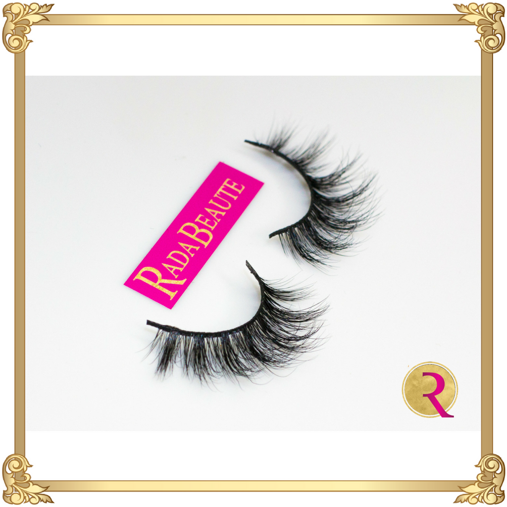 Fall in Love Mink lashes, side view. Buy your mink lashes at Rada Beaute now!