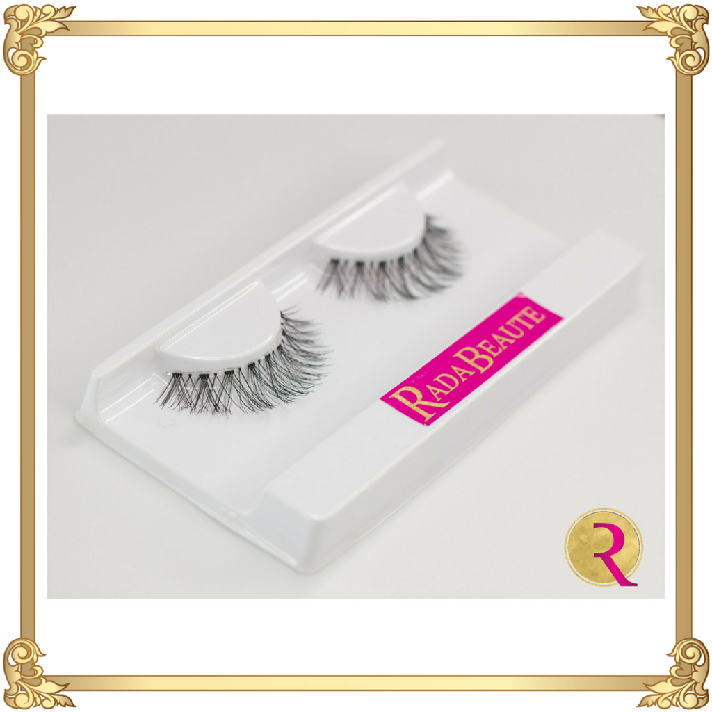 Pink Beaute Queen Silk Lashes, opened box view. Buy your Rada Beaute Silk lashes now!